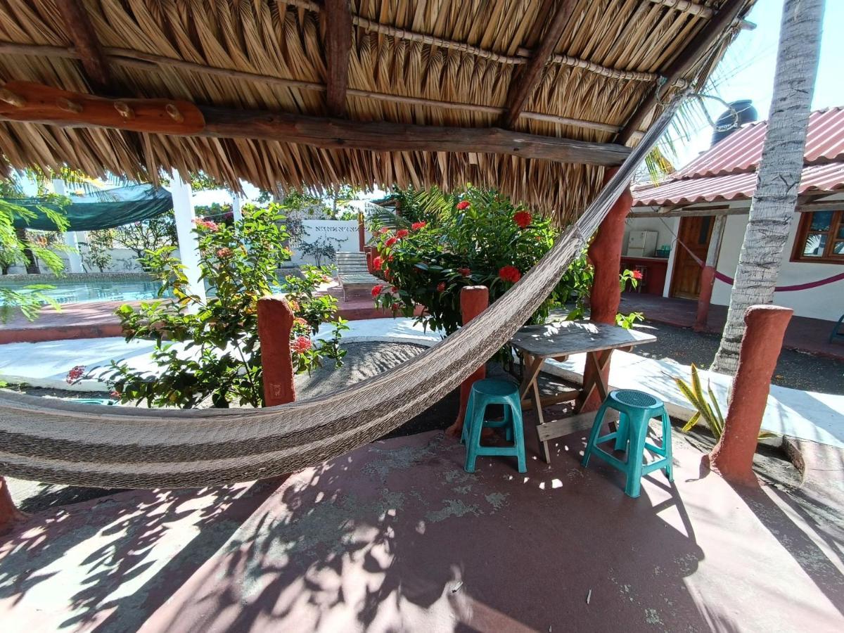 Bungalows Familiares Monterrico Extérieur photo