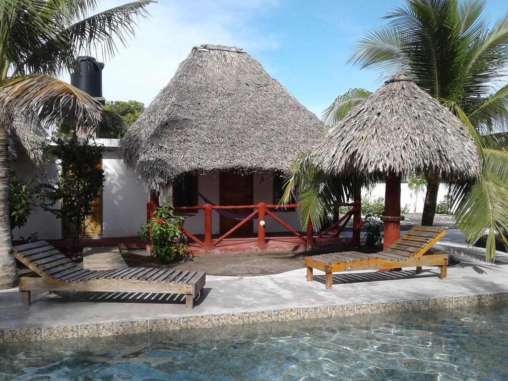 Bungalows Familiares Monterrico Extérieur photo