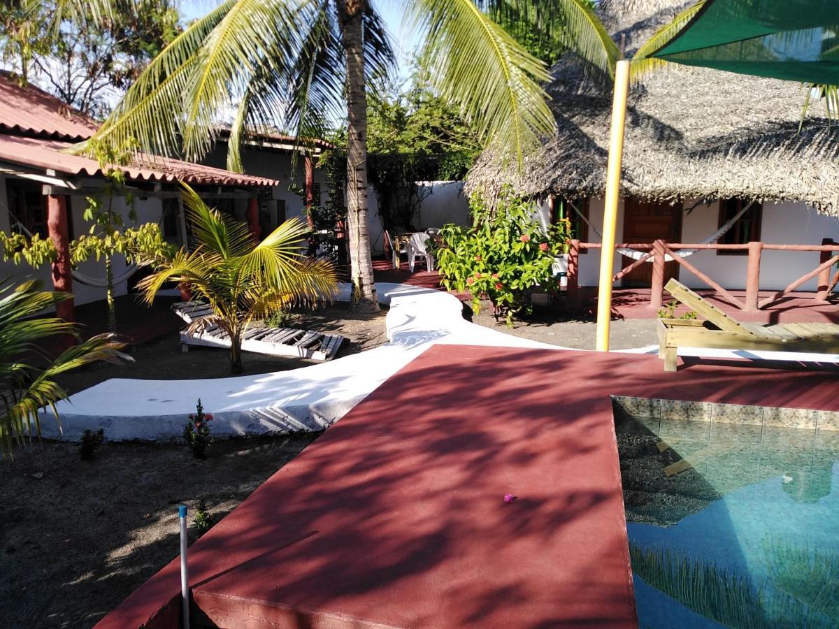 Bungalows Familiares Monterrico Extérieur photo
